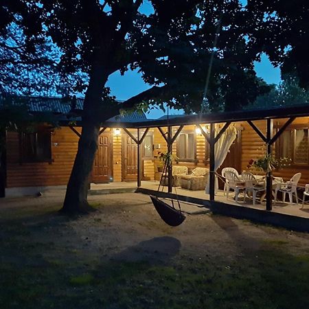 Садиба Орисин Явір Orysyn Yavir Hostal Svityaz' Exterior foto