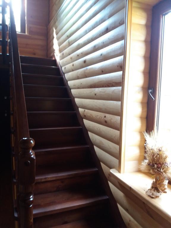 Садиба Орисин Явір Orysyn Yavir Hostal Svityaz' Exterior foto